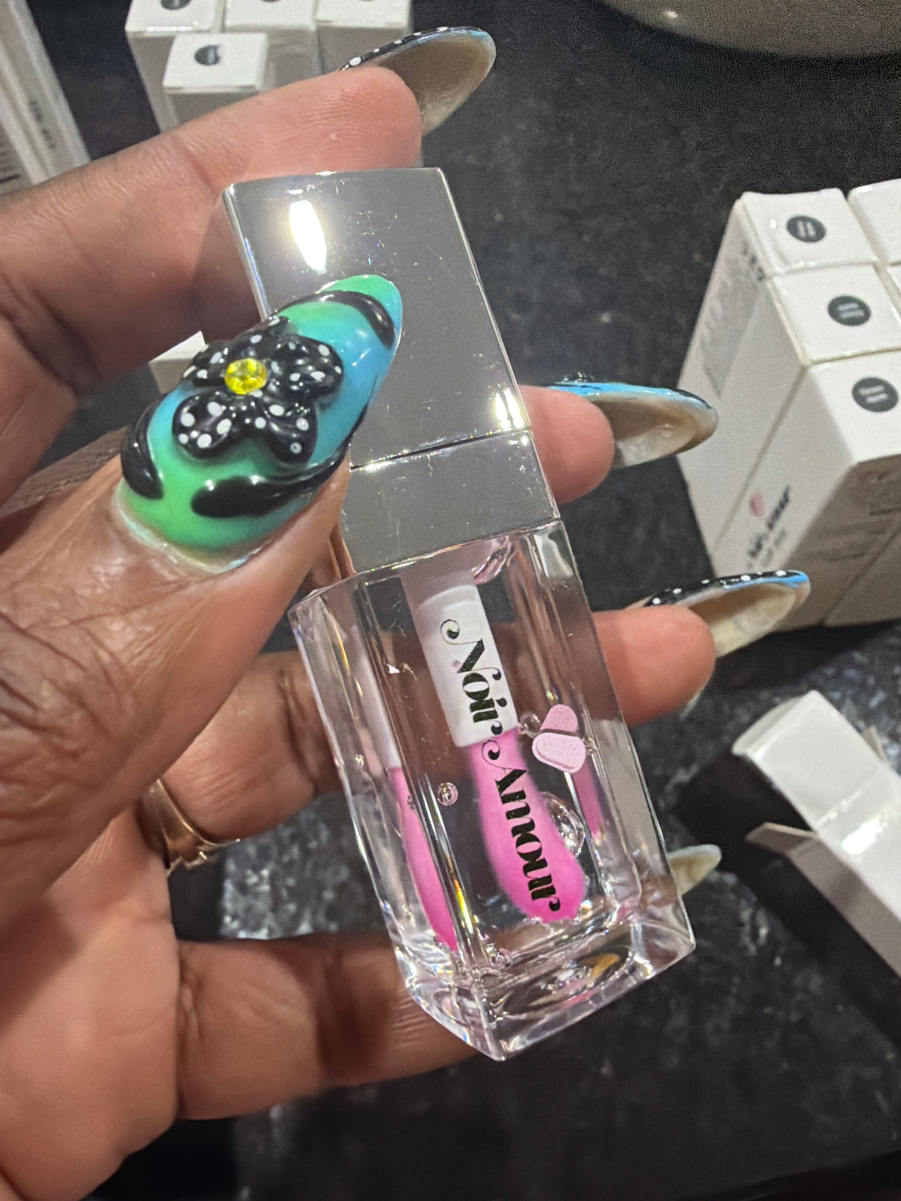 Noir Amour Lip Oil